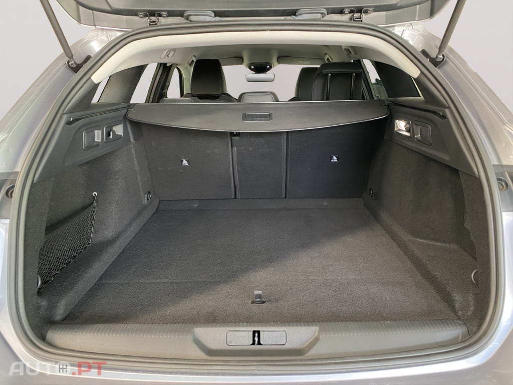 Peugeot 308 SW 1.2 Hybrid Allure e-DCS6