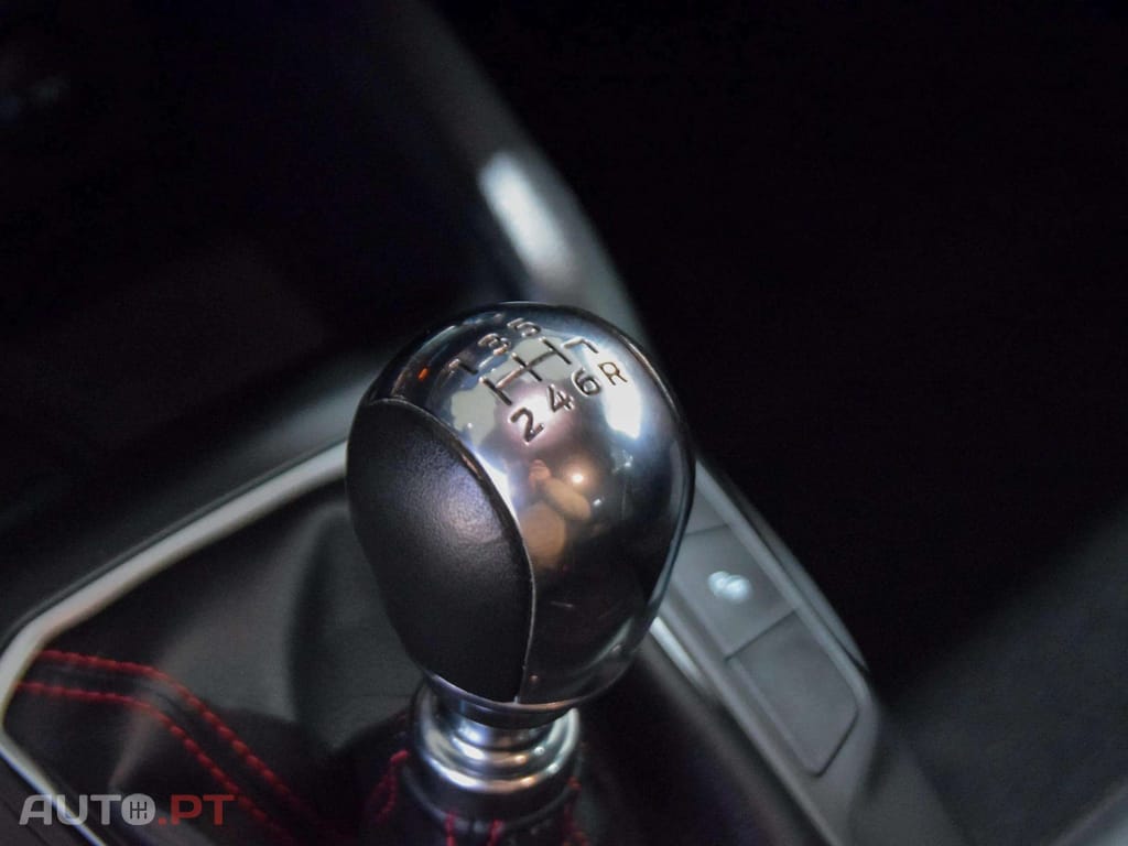 Ford Focus SW 1.0 EcoBoost ST-Line