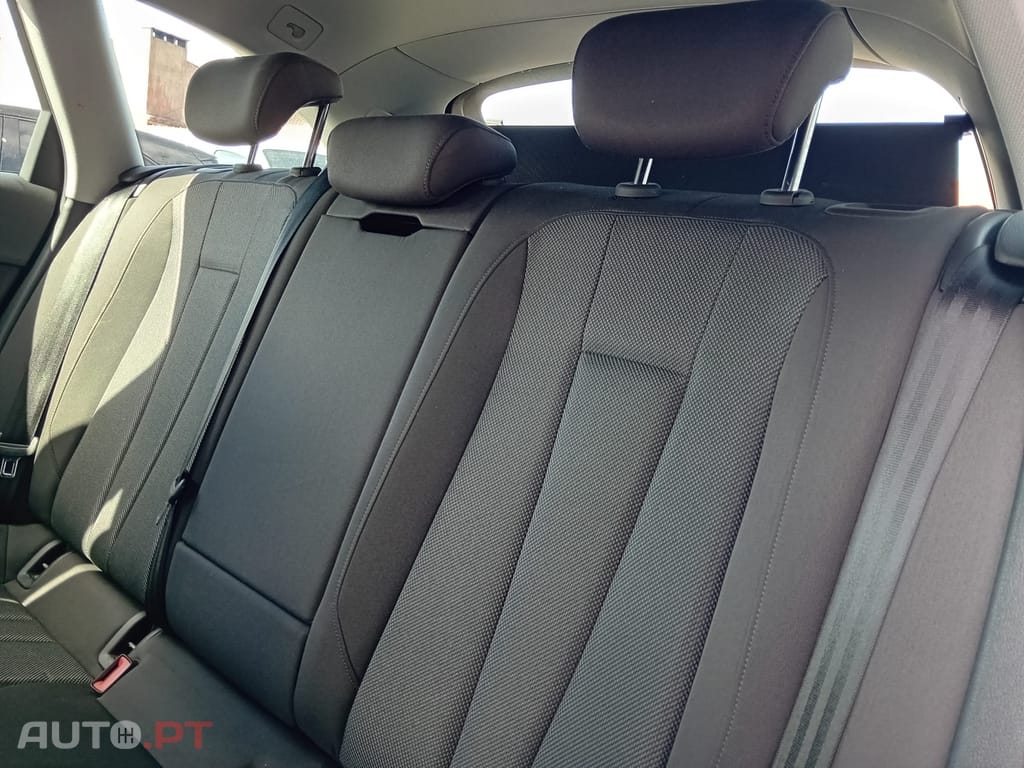 Audi A4 Avant 30 tdi S Tronic - Nacional