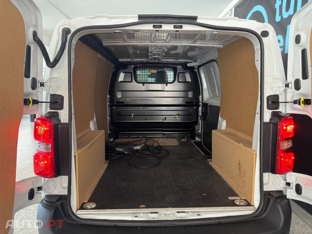Toyota Proace Verso ELECTRIC FOURGON RC21 MEDIUM 75KWH BUSINESS