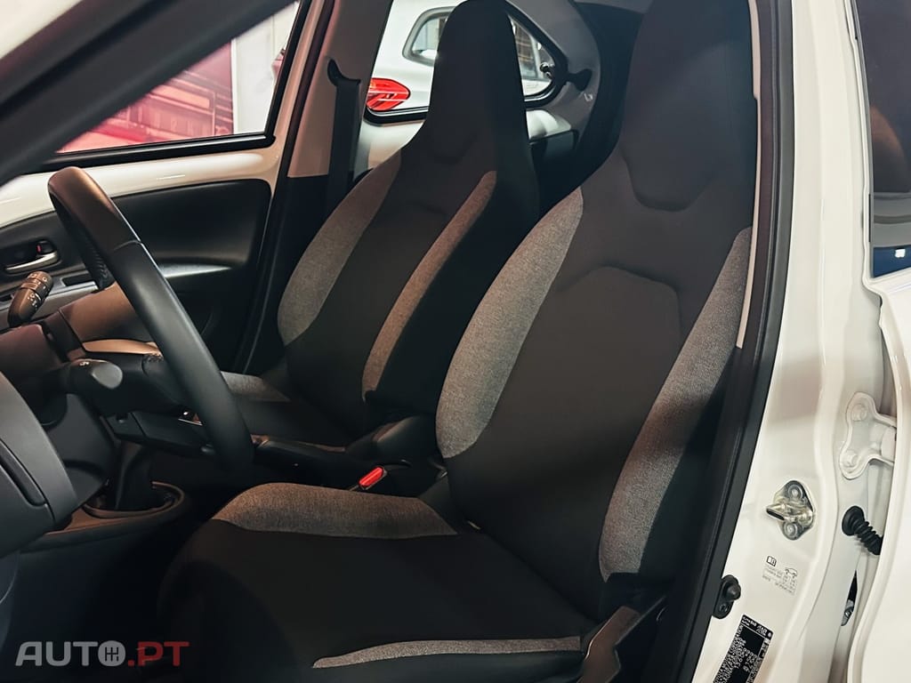 Toyota Aygo X 1.0 Play