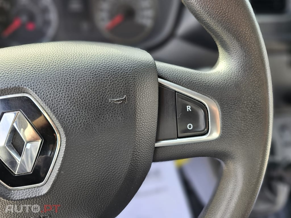 Renault Master 2.3 dCi L2 3.5T RD Cx.Aluminio Basc.Traseira