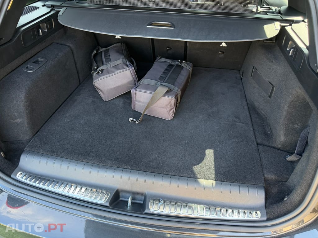 Mercedes-Benz C 300 e AMG Line