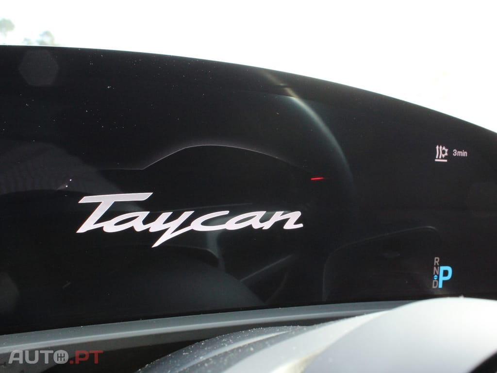Porsche Taycan 4S