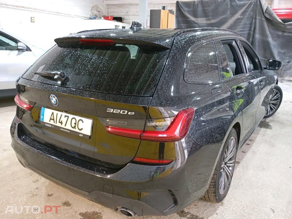 BMW 320 e Auto