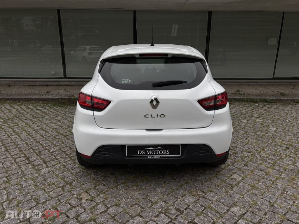 Renault Clio 1.5 dCi Comfort — fotografia 5
