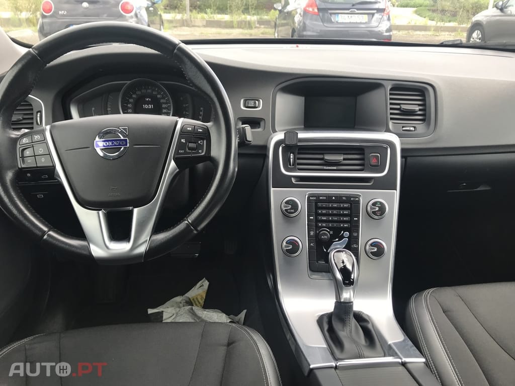 Volvo S60 2.0 D2 Kinetic Geartronic