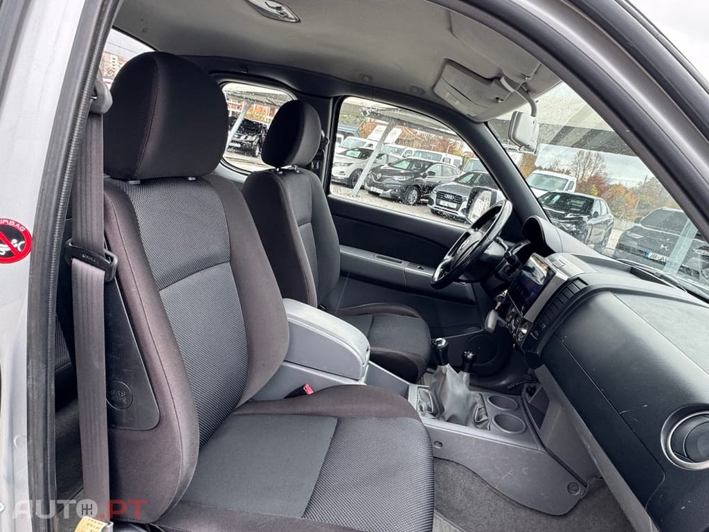 Mazda BT-50 2.5 MZR-CD F-Style Sport 4WD