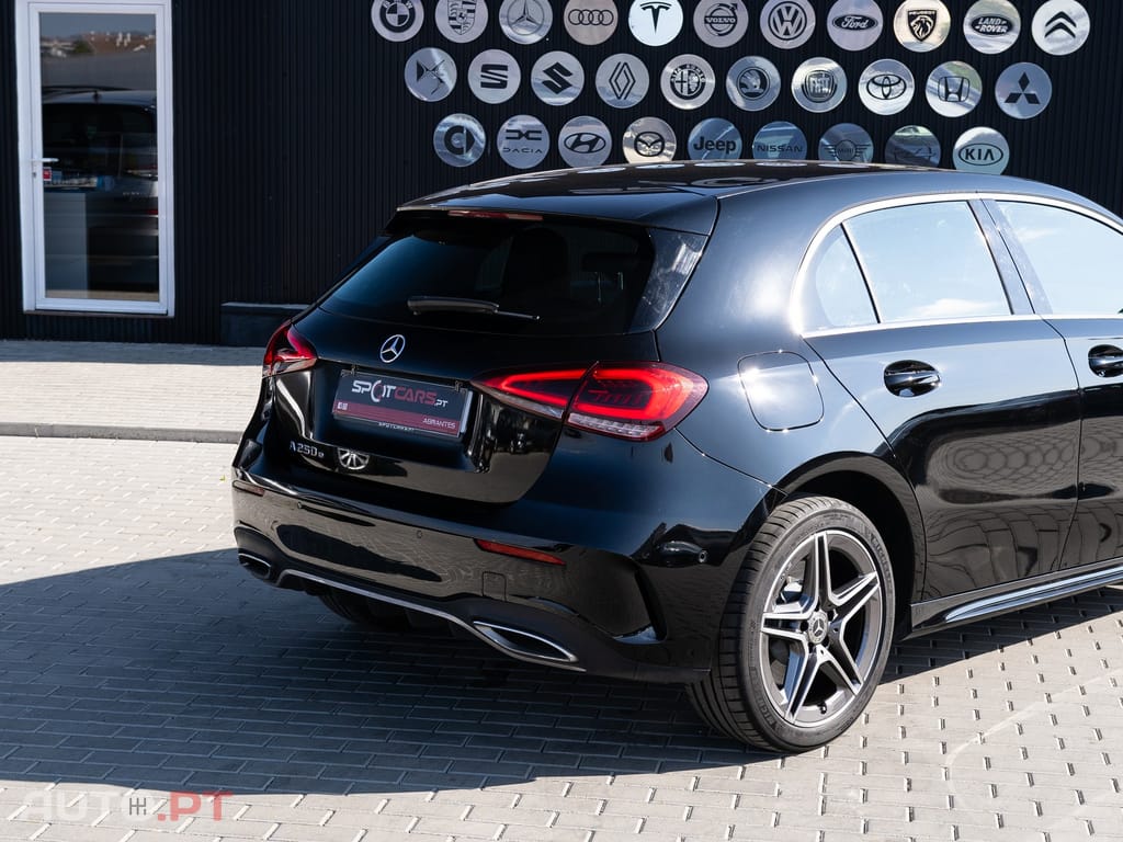 Mercedes-Benz A 250 e AMG Line