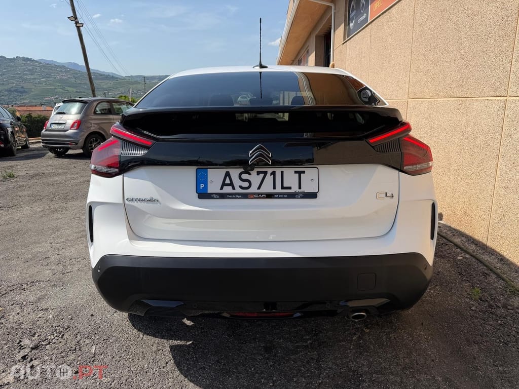 Citroen C4 1.5 BlueHDi Shine EAT8