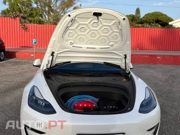 Tesla Model 3 Long Range AWD Dual Motor