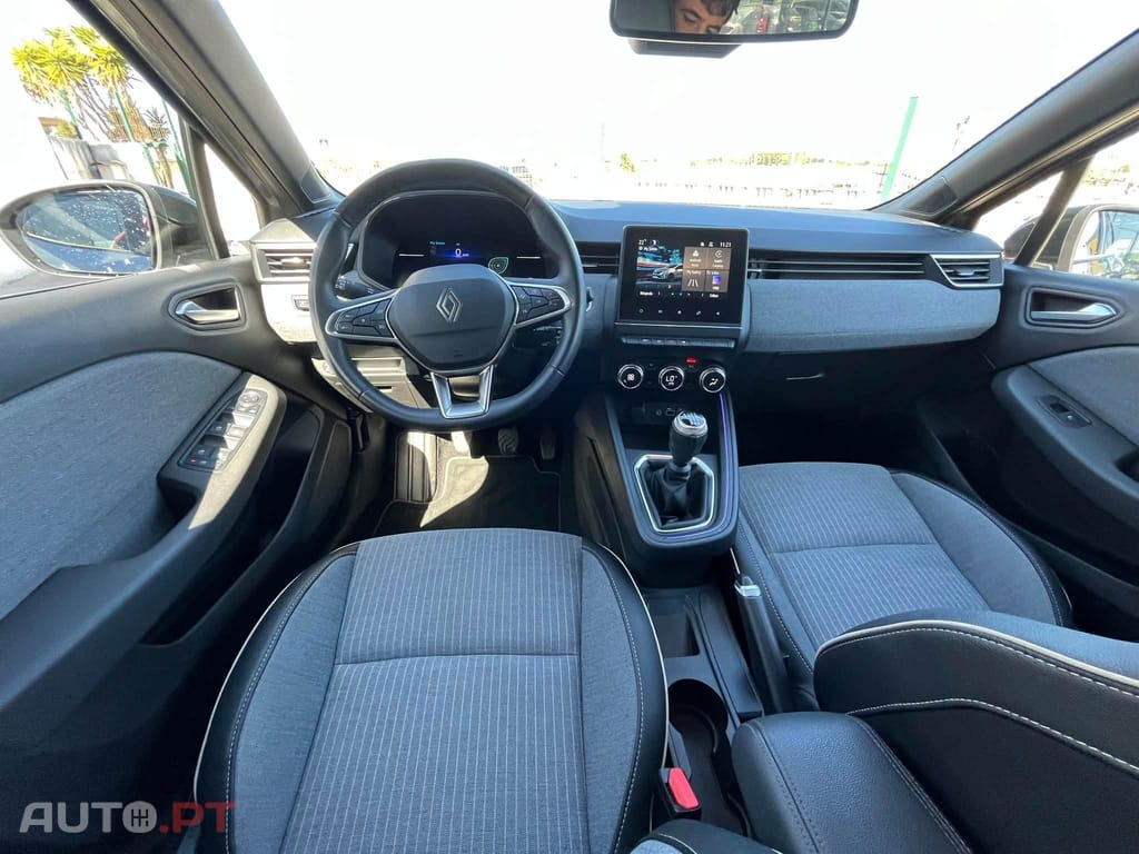 Renault Clio 1.0 TCe Techno Bi-Fuel