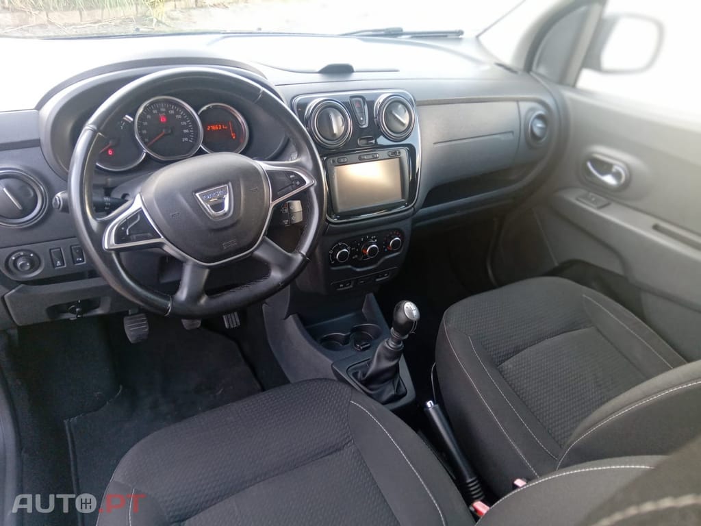 Dacia Lodgy 1.5 Blue dCi SL Go 7L