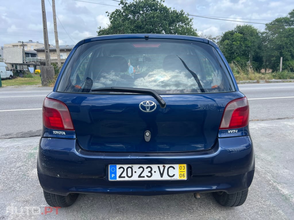 Toyota Yaris 1.0 Luna ABS