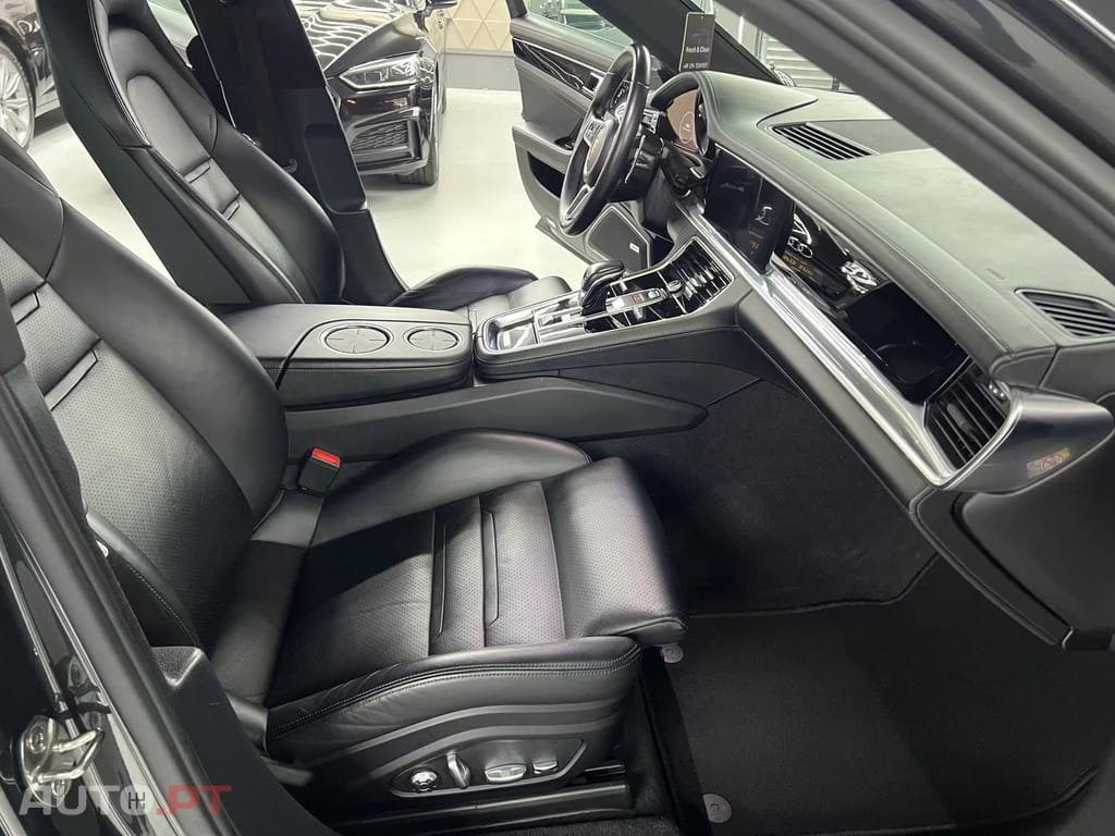 Porsche Panamera 3.0 V6 Turbo