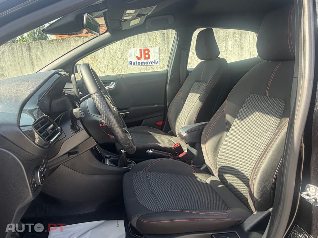 Ford Puma 1.0 EcoBoost MHEV ST-Line