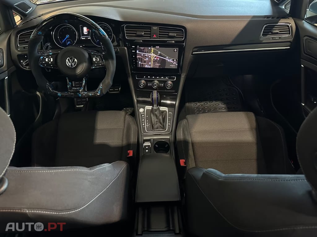 Volkswagen Golf Variant 2.0 TSI R 4Motion