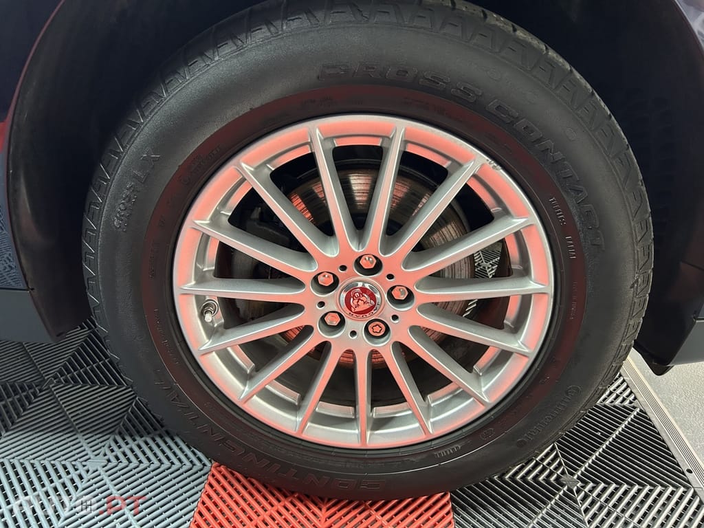 Jaguar F-Pace 2.0 i4D Prestige AWD