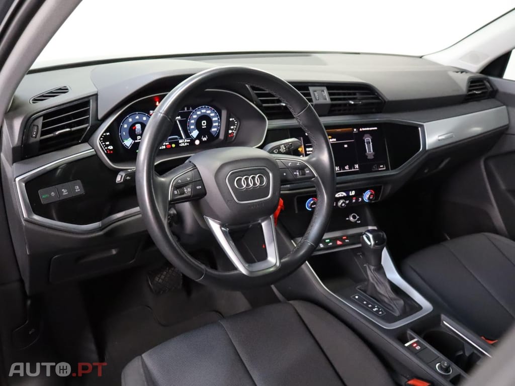 Audi Q3 45 TFSIe S tronic