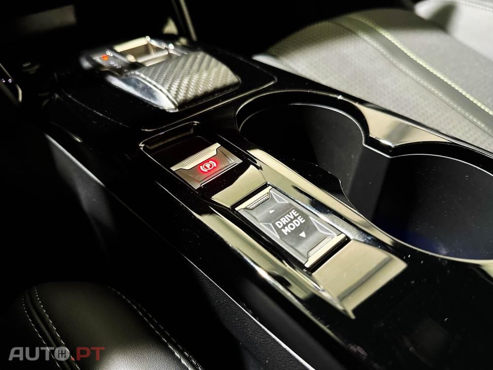 Peugeot E-208 50 kWh GT Pack