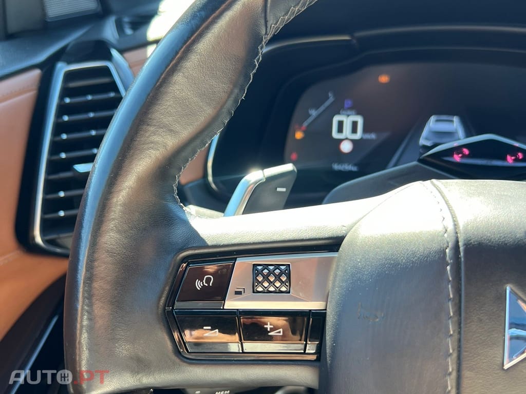 DS DS7 Crossback 2.0 BlueHDi La Première EAT8
