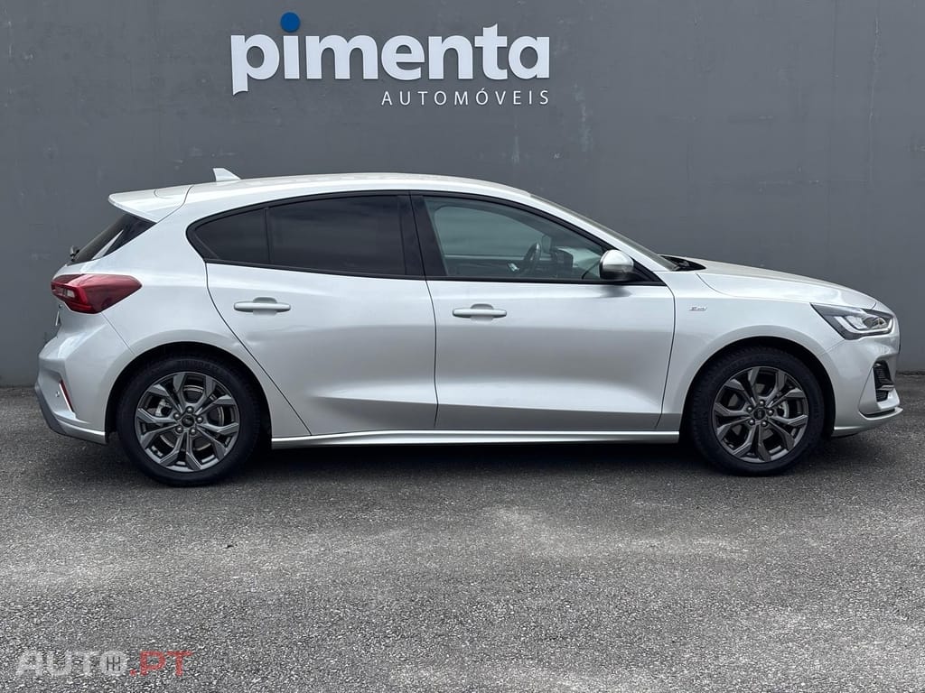 Ford Focus 1.0 EcoBoost MHEV ST-Line