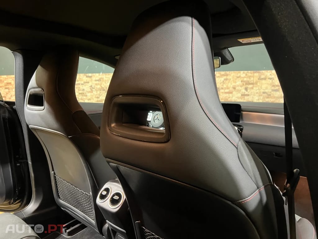 Mercedes-Benz CLA 250 CLA 250 e AMG