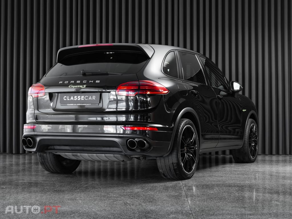 Porsche Cayenne S E-Hybrid