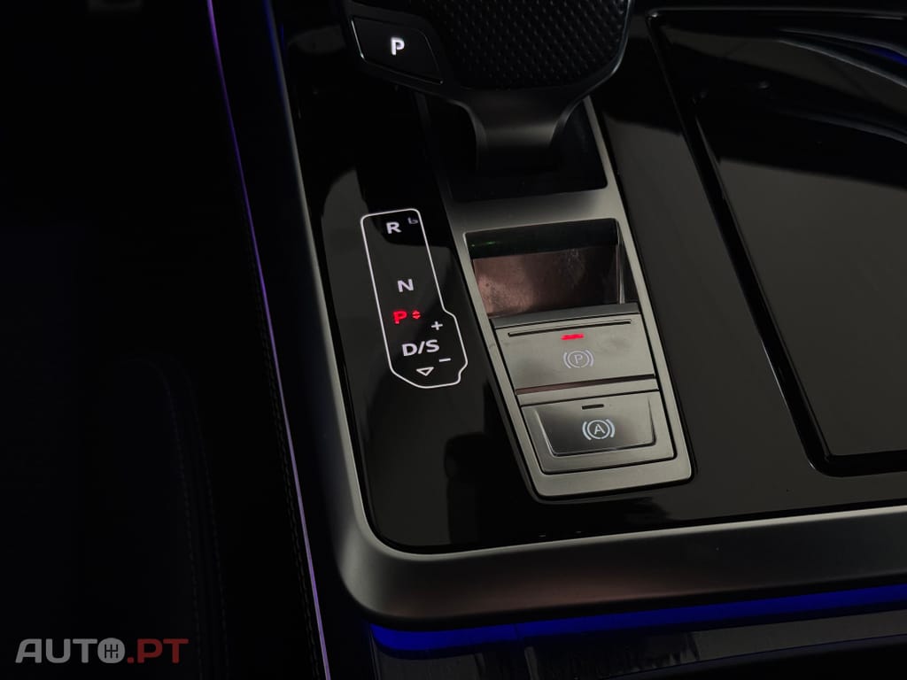 Audi Q8 50 TDI quattro Tiptronic