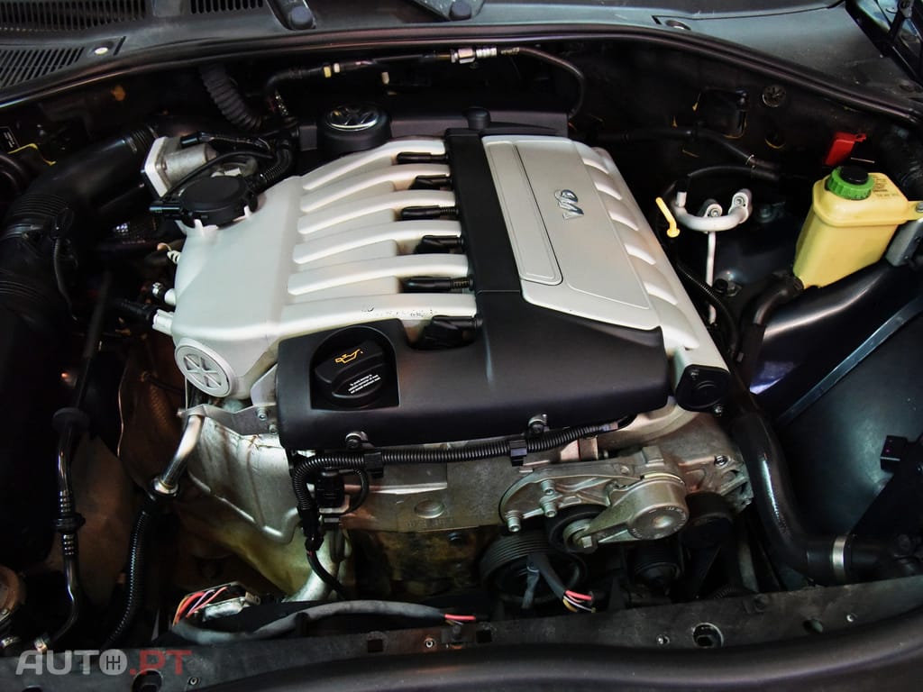 Volkswagen Touareg 3.2 V6 Tiptronic