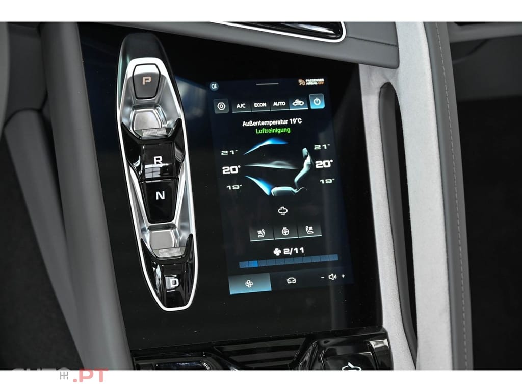 MG Cyberster e-Roadster