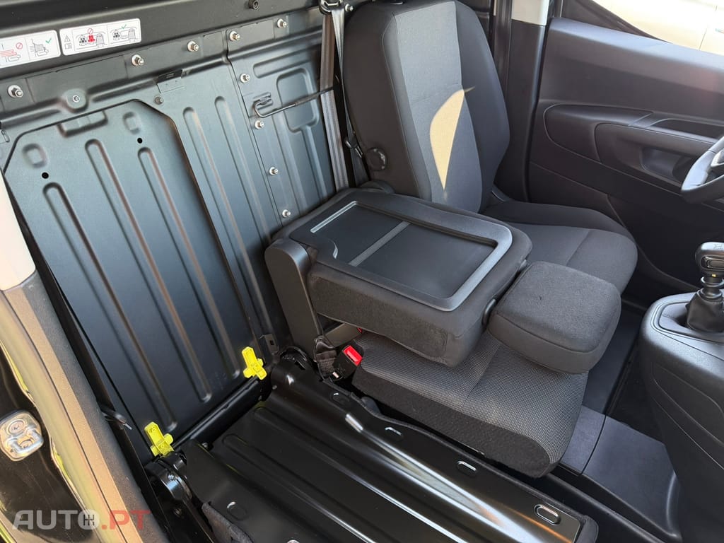 Peugeot Partner 1.5 BlueHDi Premium Standard