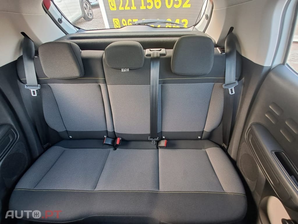 Citroen C3 1.2 PureTech Shine EAT6