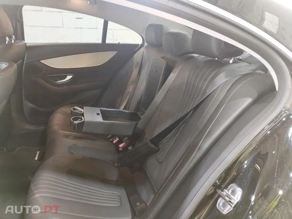 Mercedes-Benz CLS 220 d AMG Line