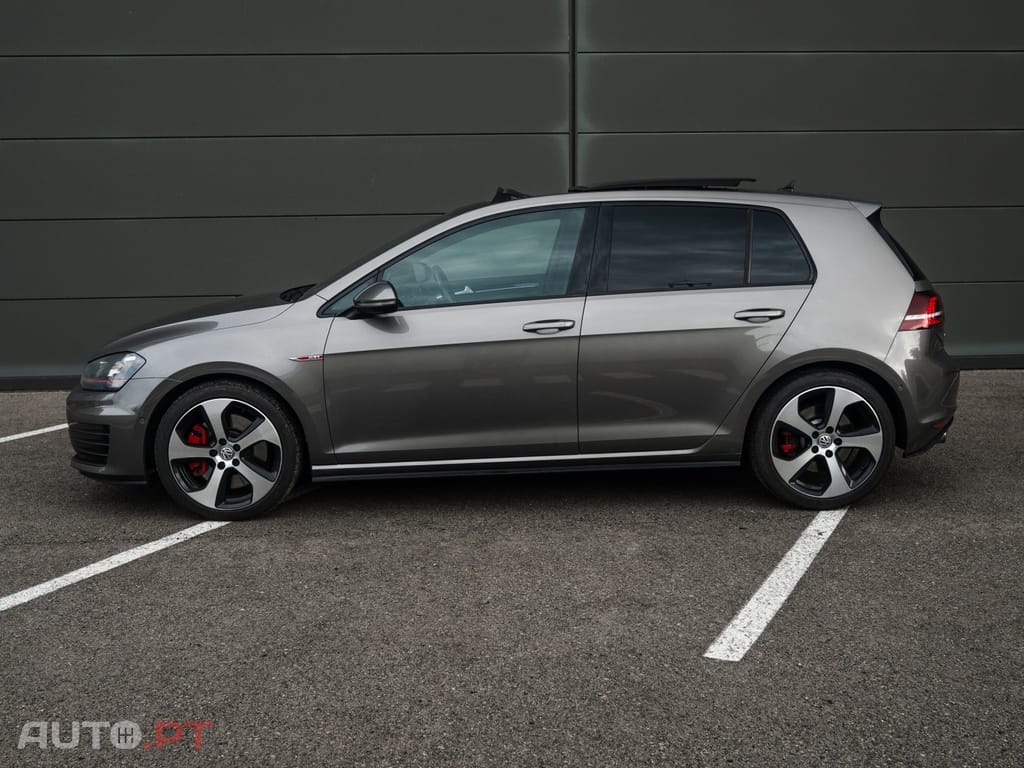 Volkswagen Golf 2.0 TSi GTi DSG Performance