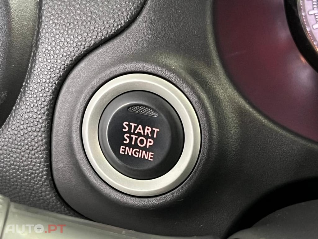 Mitsubishi Space Star 1.2 Connect Edition INTENSE
