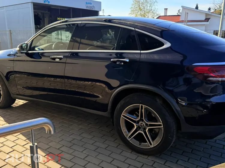 Mercedes-Benz GLC 300 de Coupe 4Matic 9G-TRONIC AMG Line