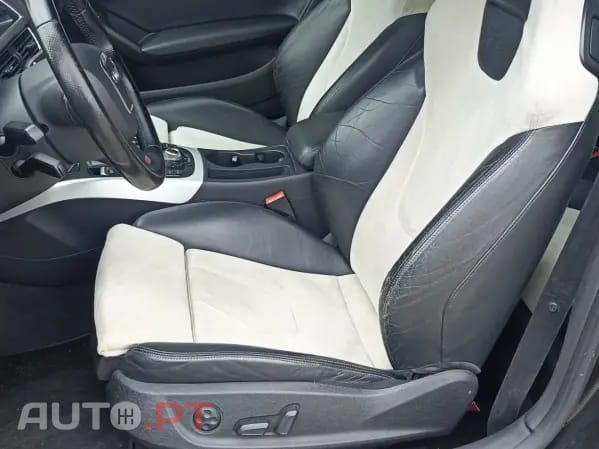 Audi S5 4.2 V8 TFSI QUATTRO