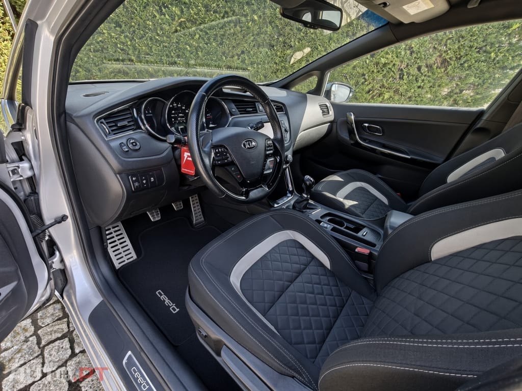 Kia Ceed SW 1.6 CRDi GT Line