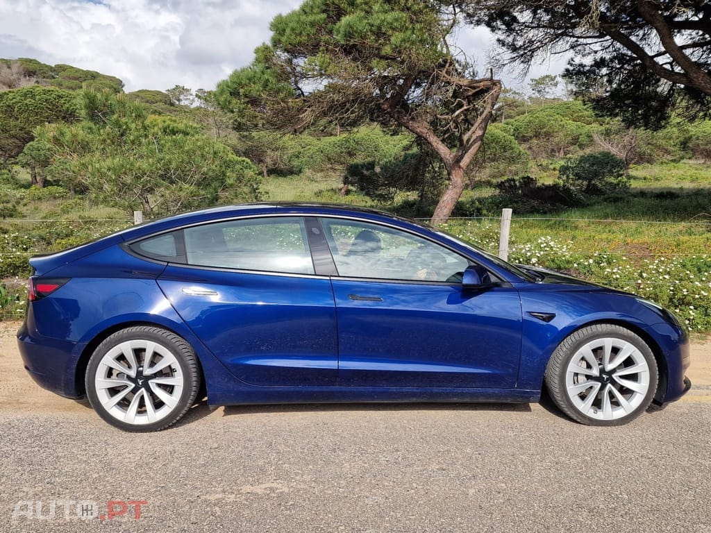 Tesla Model 3 Long Range AWD Dual Motor