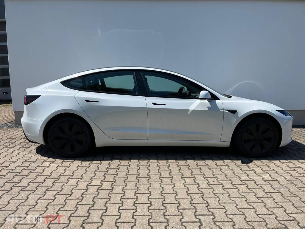 Tesla Model 3 Premium Long Range Dual AWD