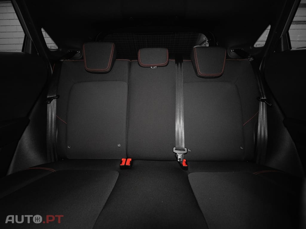 Ford Puma 1.0 EcoBoost MHEV ST-Line