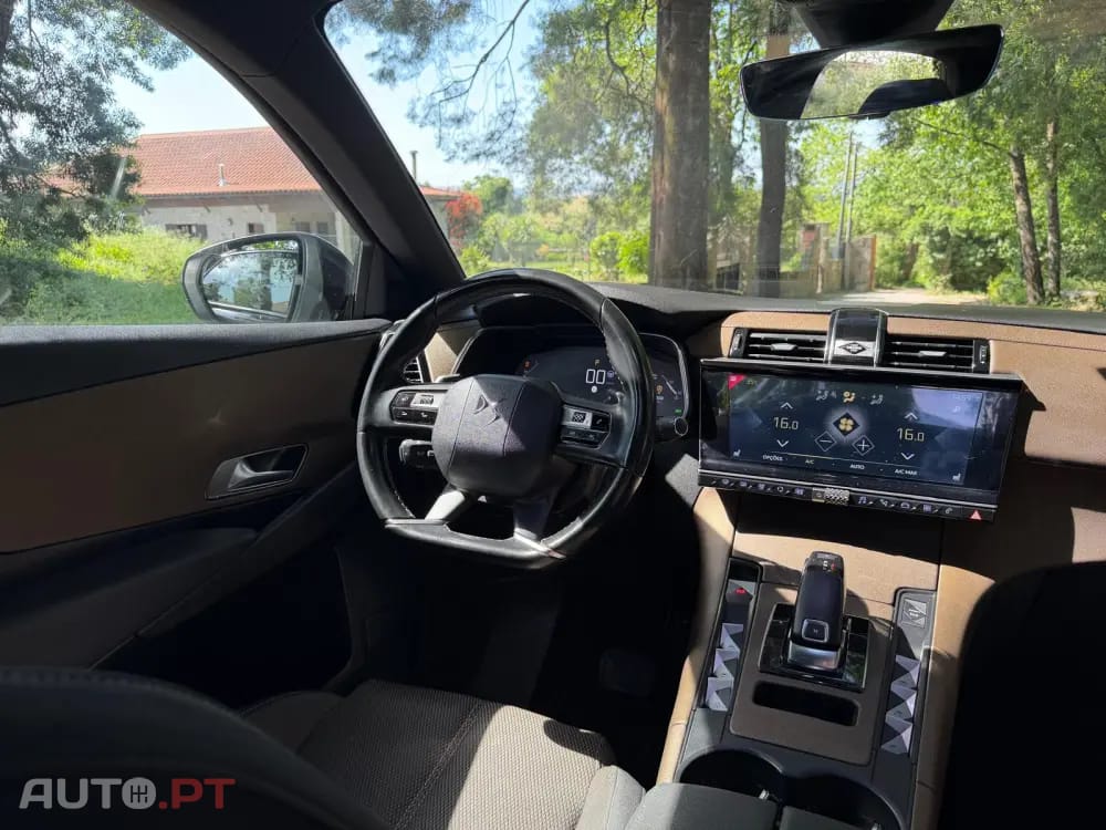 DS DS7 Crossback Grand Chic