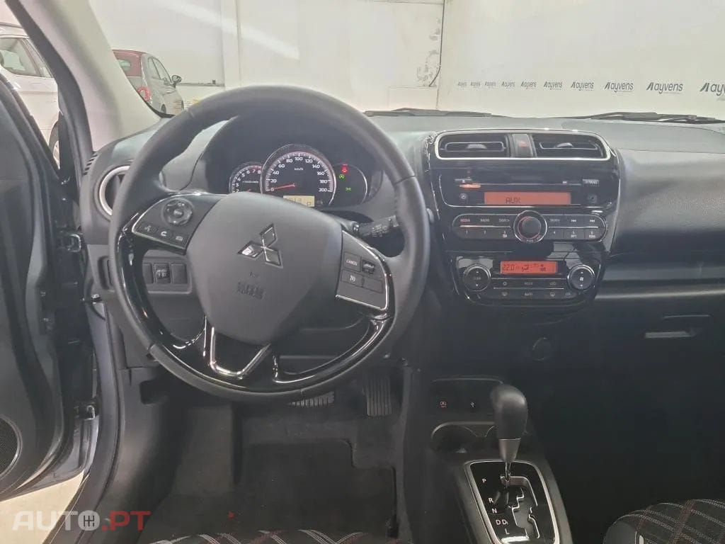 Mitsubishi Space Star 1.2 Intense CVT