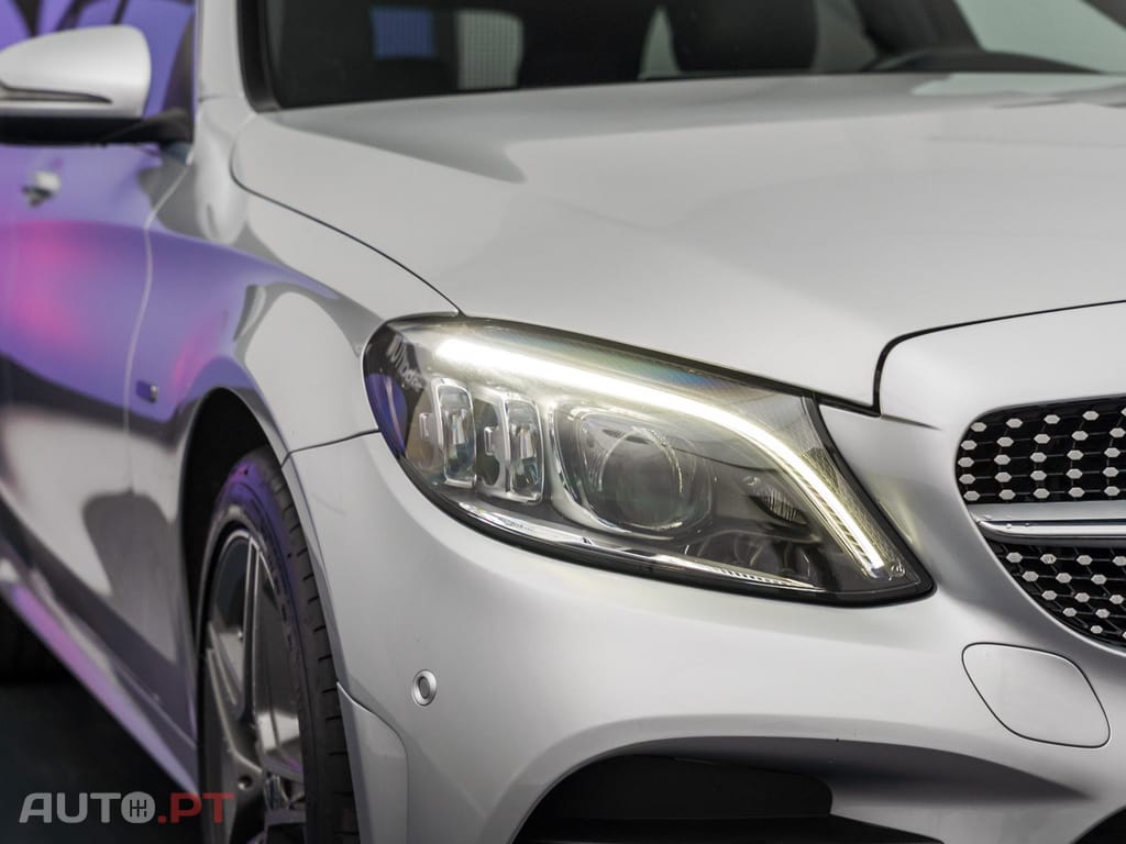 Mercedes-Benz C 300 de AMG Line