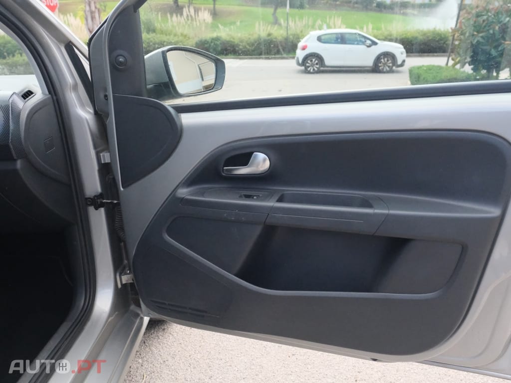 Volkswagen Up! 1.0 BlueMotion Move