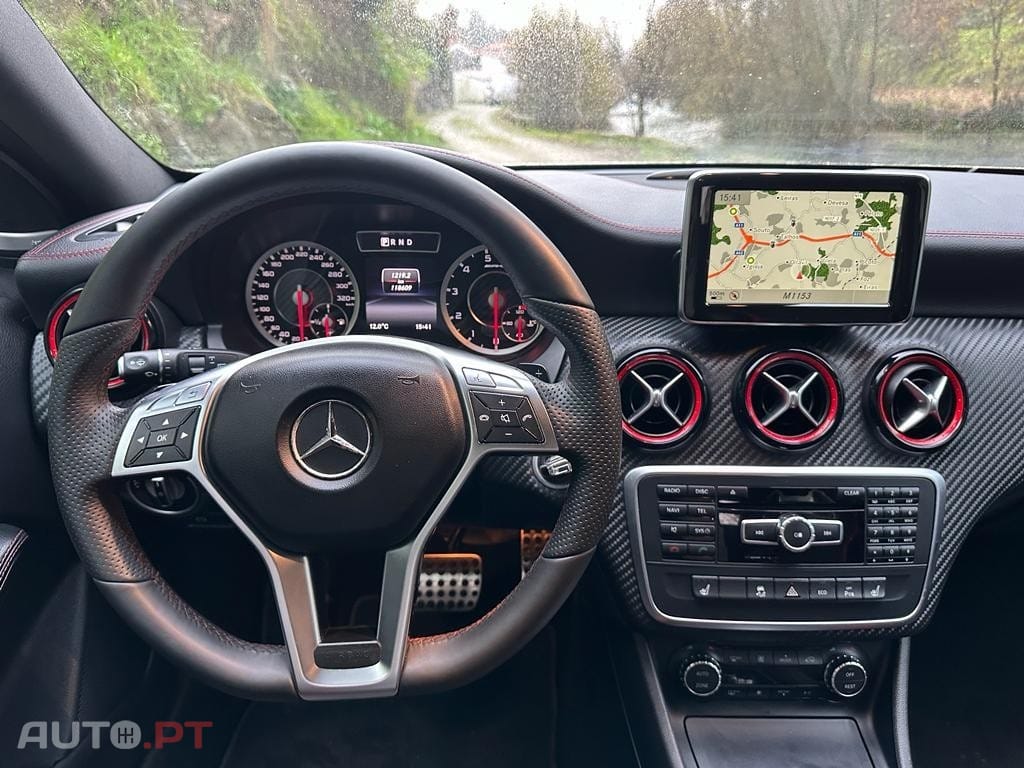 Mercedes-Benz A 45 AMG 4Matic Speedshift 7G-DCT Edition 1