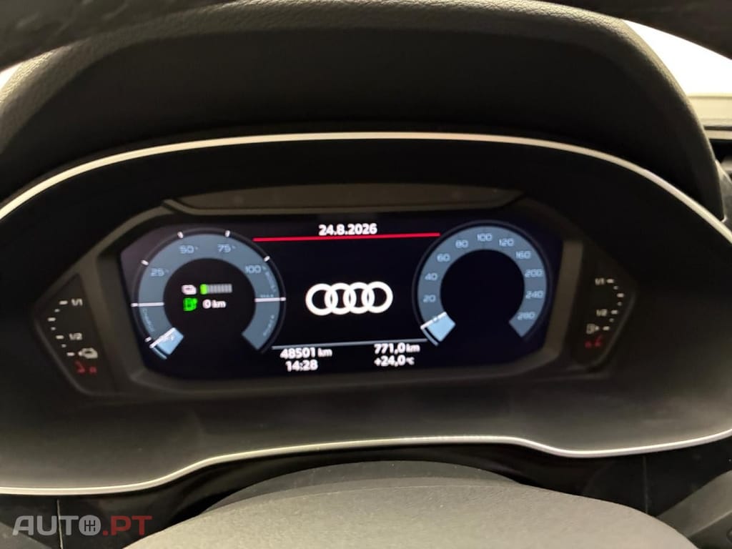 Audi Q3 45 TFSIe S tronic