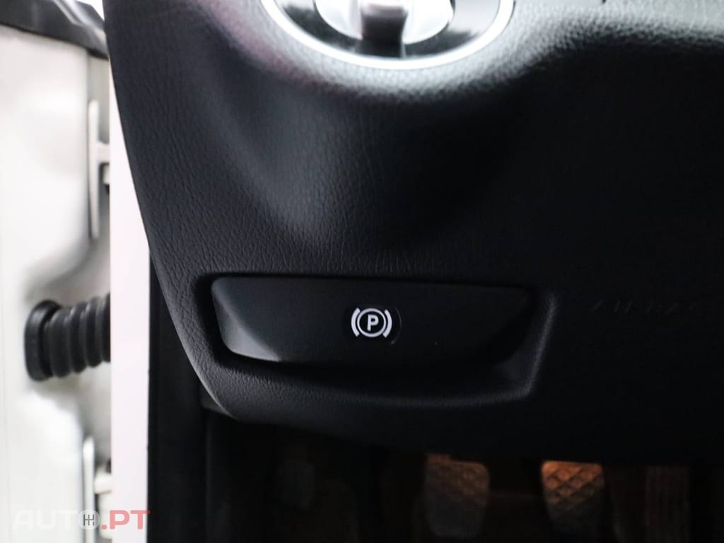 Mercedes-Benz C 220 CDi Avantgarde BlueEfficiency