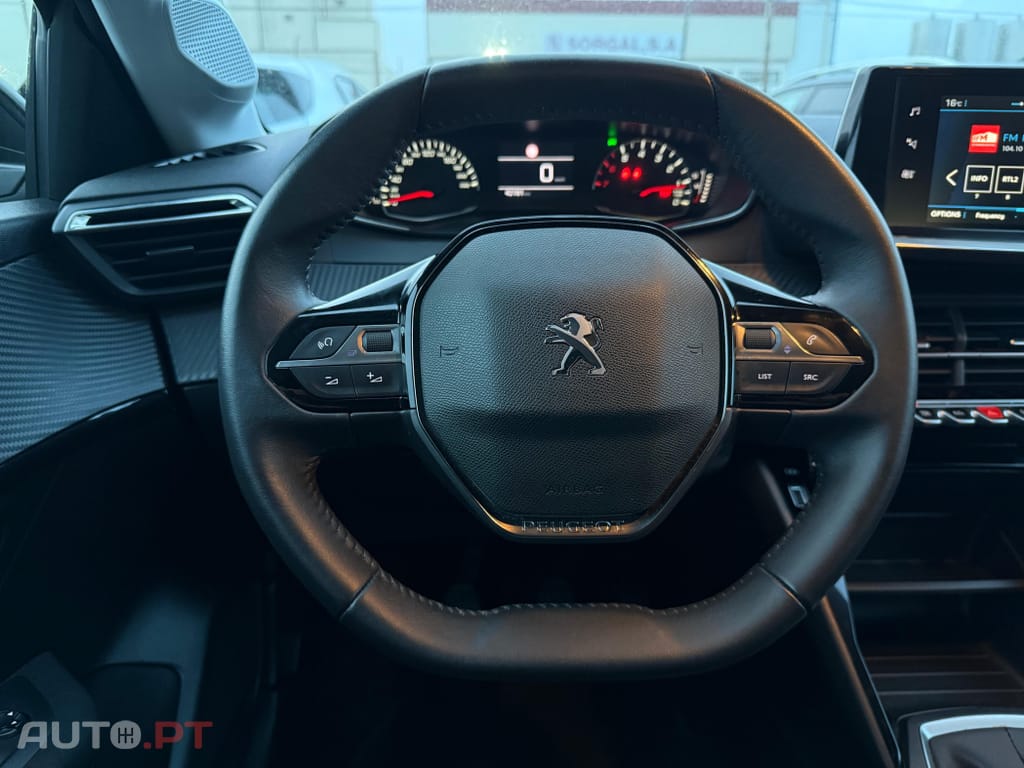 Peugeot 208 PureTech 75 Allure